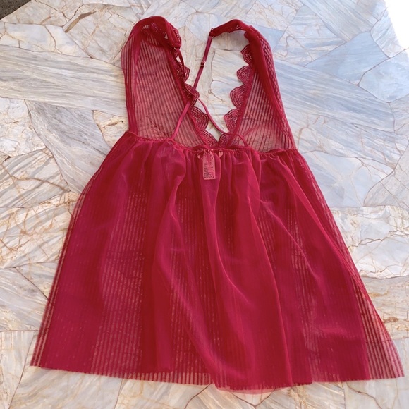 Small Victoria's Secret Lace Slip Red Babydoll - Picture 4 of 13
